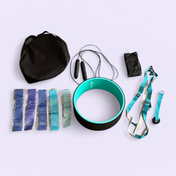 Other - ~ 🆕 🧘🏽‍♀️Yoga Wheel Set with Accessories 🧘‍♂️